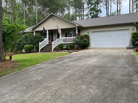 Photo of 105 Arbor Lane, McCormick, SC 29835 (MLS # 542730) Photo of 105 Arbor Lane, McCormick, SC 29835 (MLS # 542730)