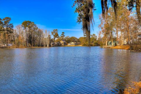 Tiny photo for 134 Lake Bluff Drive, Waynesboro, GA 30830 (MLS # 553173)