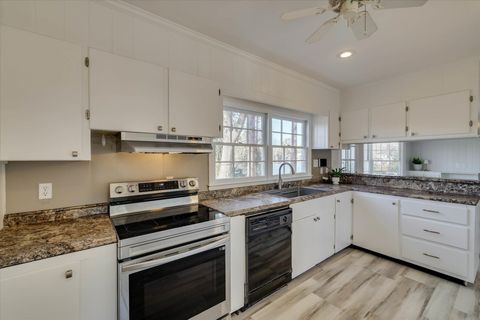 Tiny photo for 134 Lake Bluff Drive, Waynesboro, GA 30830 (MLS # 553173)