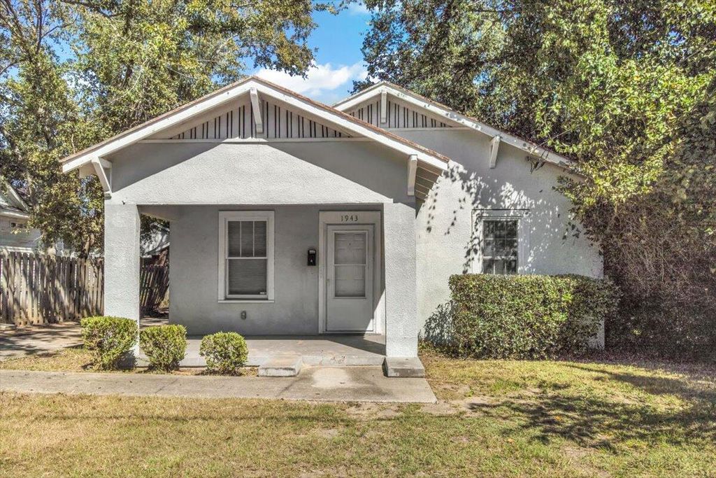 Photo for 1943 Heckle Street, Augusta, GA 30904 (MLS # 548273)