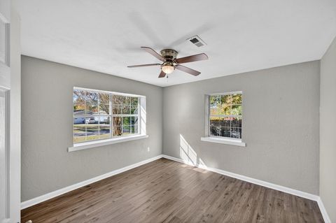 Tiny photo for 500 Tennessee Avenue, New Ellenton, SC 29809 (MLS # 548951)