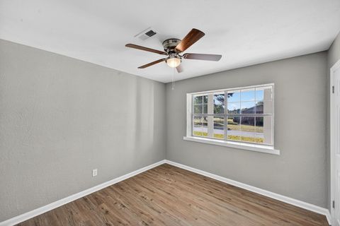 Tiny photo for 500 Tennessee Avenue, New Ellenton, SC 29809 (MLS # 548951)