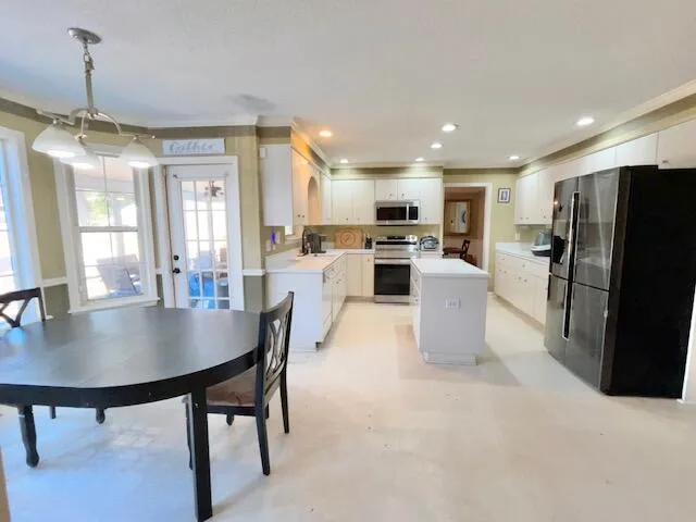 North Augusta, South Carolina 29860, United States, 4 Bedrooms Bedrooms, ,3 BathroomsBathrooms,Residential,Active,238045