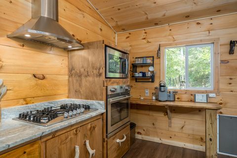 Tiny photo for 391 Whitecliff Drive, Ellijay, GA 30540 (MLS # 544458)