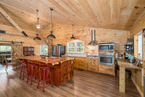 Tiny photo for 391 Whitecliff Drive, Ellijay, GA 30540 (MLS # 544458)