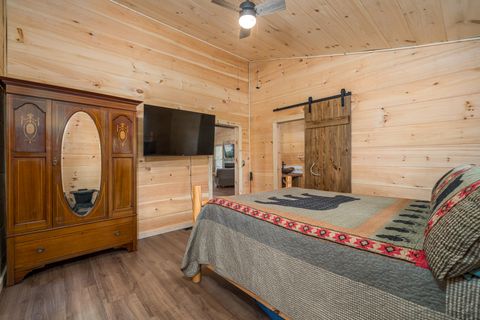 Tiny photo for 391 Whitecliff Drive, Ellijay, GA 30540 (MLS # 544458)