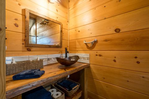 Tiny photo for 391 Whitecliff Drive, Ellijay, GA 30540 (MLS # 544458)