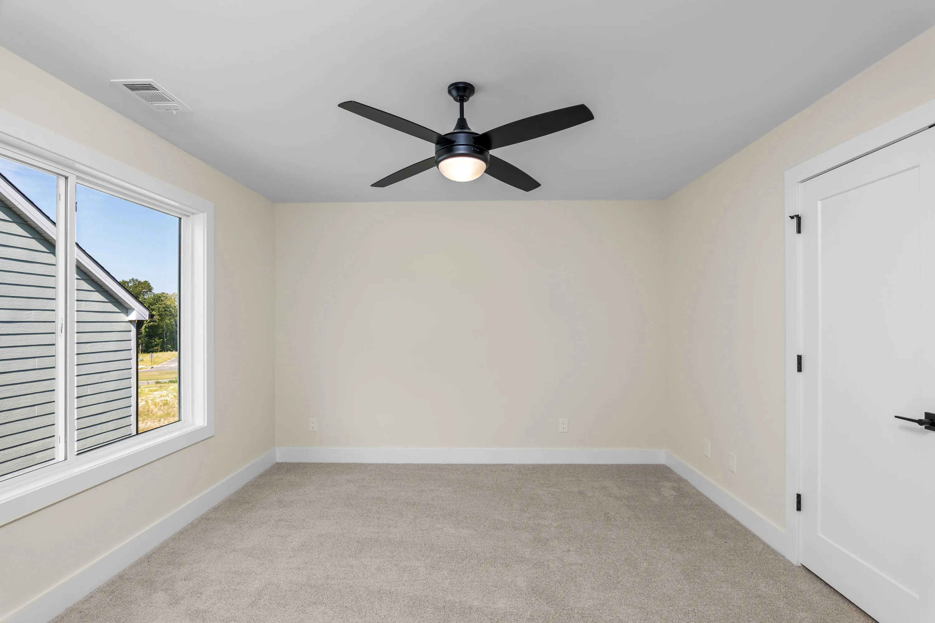 Grovetown, Georgia 30813, United States, 4 Bedrooms Bedrooms, ,3 BathroomsBathrooms,Residential,Active,64252