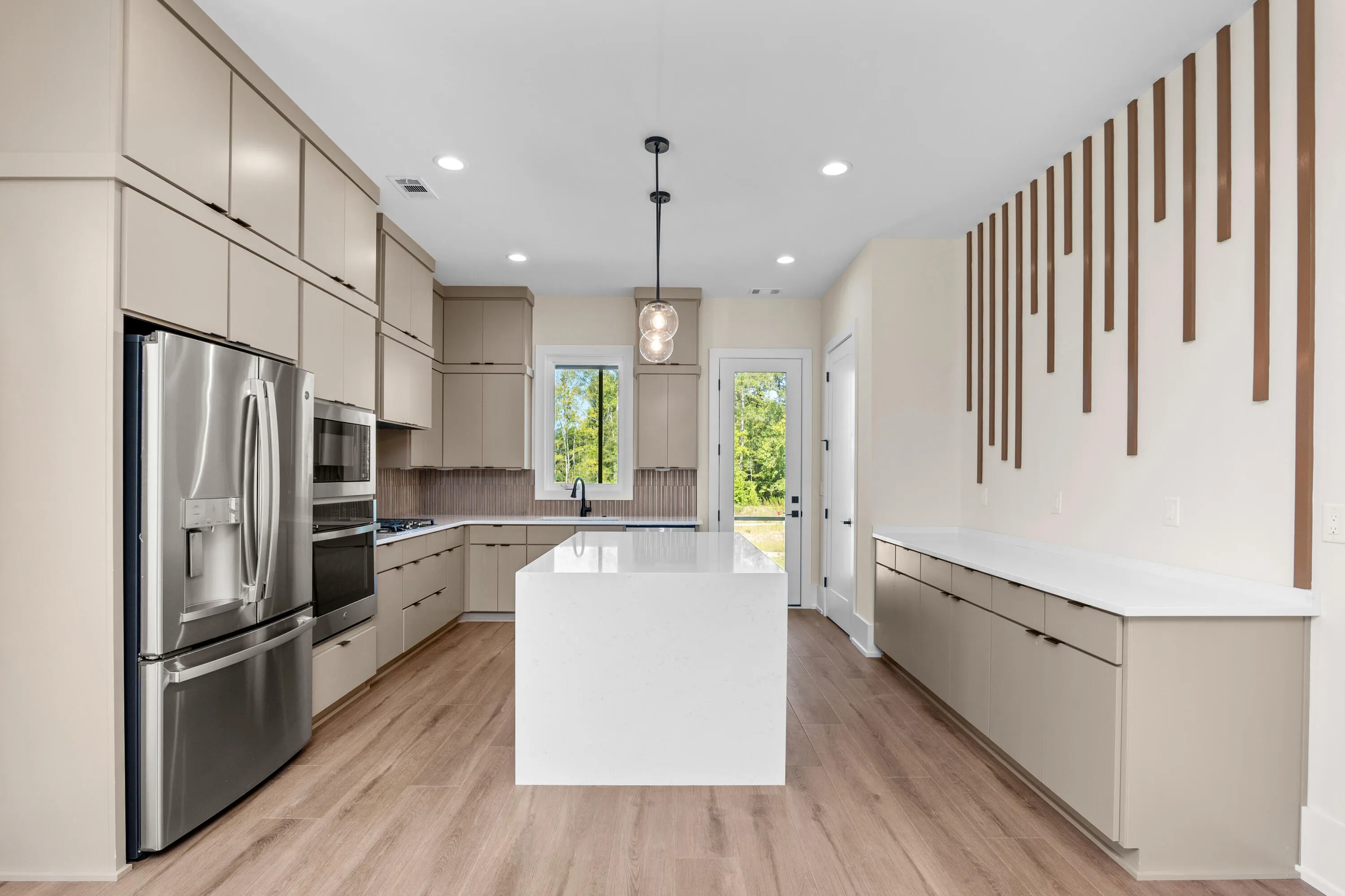 Grovetown, Georgia 30813, United States, 4 Bedrooms Bedrooms, ,3 BathroomsBathrooms,Residential,Active,64252