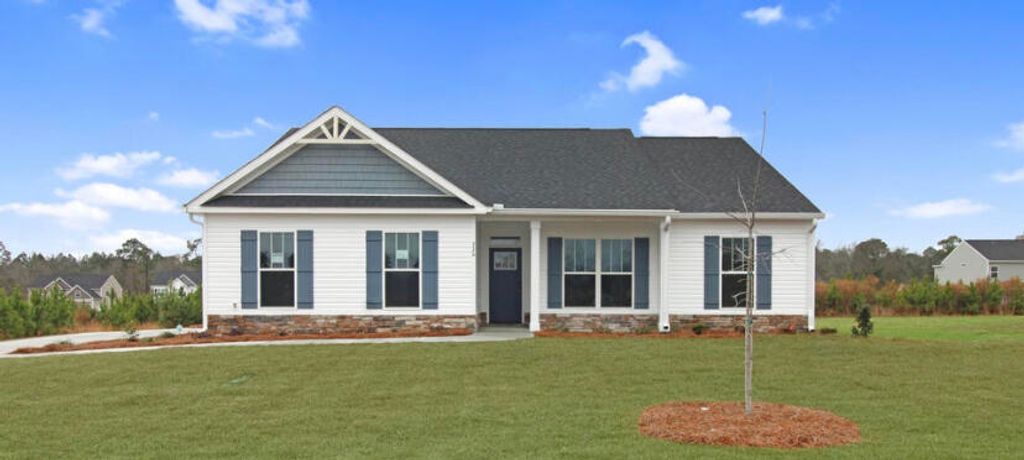 Photo for 1679 Pine Ridge Dr N, Hephzibah, GA 30815 (MLS # 546235)