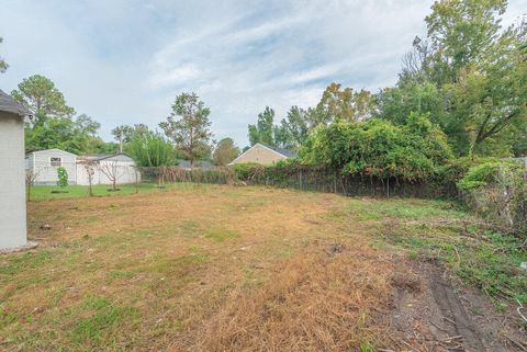 Tiny photo for 2015 Starnes Street, Augusta, GA 30904 (MLS # 548106)