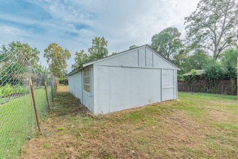 Tiny photo for 2015 Starnes Street, Augusta, GA 30904 (MLS # 548106)