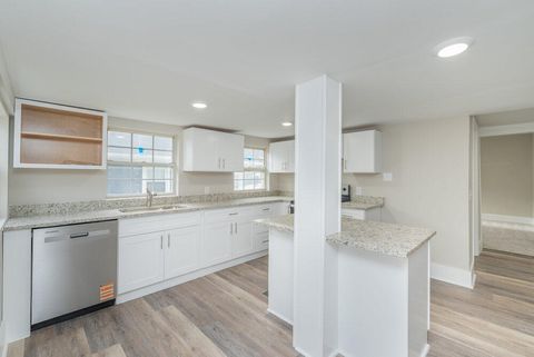 Tiny photo for 2015 Starnes Street, Augusta, GA 30904 (MLS # 548106)