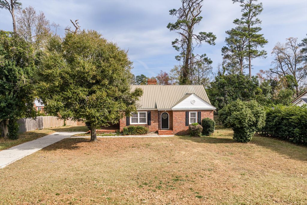 Photo of 2353 Redwood Drive, Augusta, GA 30904 (MLS # 549807)
