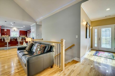 Tiny photo for 205 Pirates Cove, McCormick, SC 29835 (MLS # 550790)