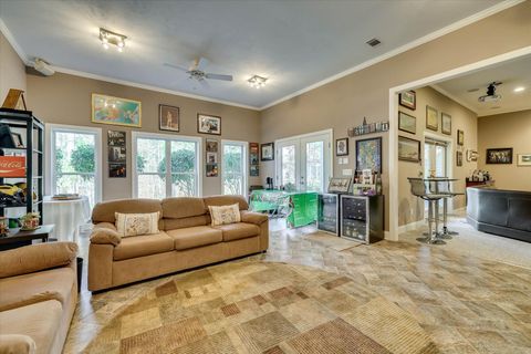 Tiny photo for 205 Pirates Cove, McCormick, SC 29835 (MLS # 550790)