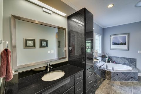 Tiny photo for 205 Pirates Cove, McCormick, SC 29835 (MLS # 550790)