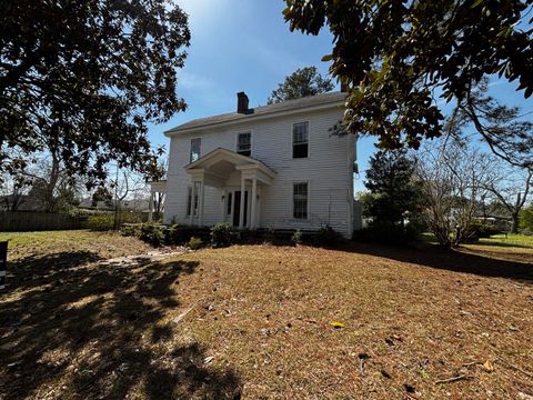 Photo of 301 Cleveland Street, Thomson, GA 30824 (MLS # 553153)