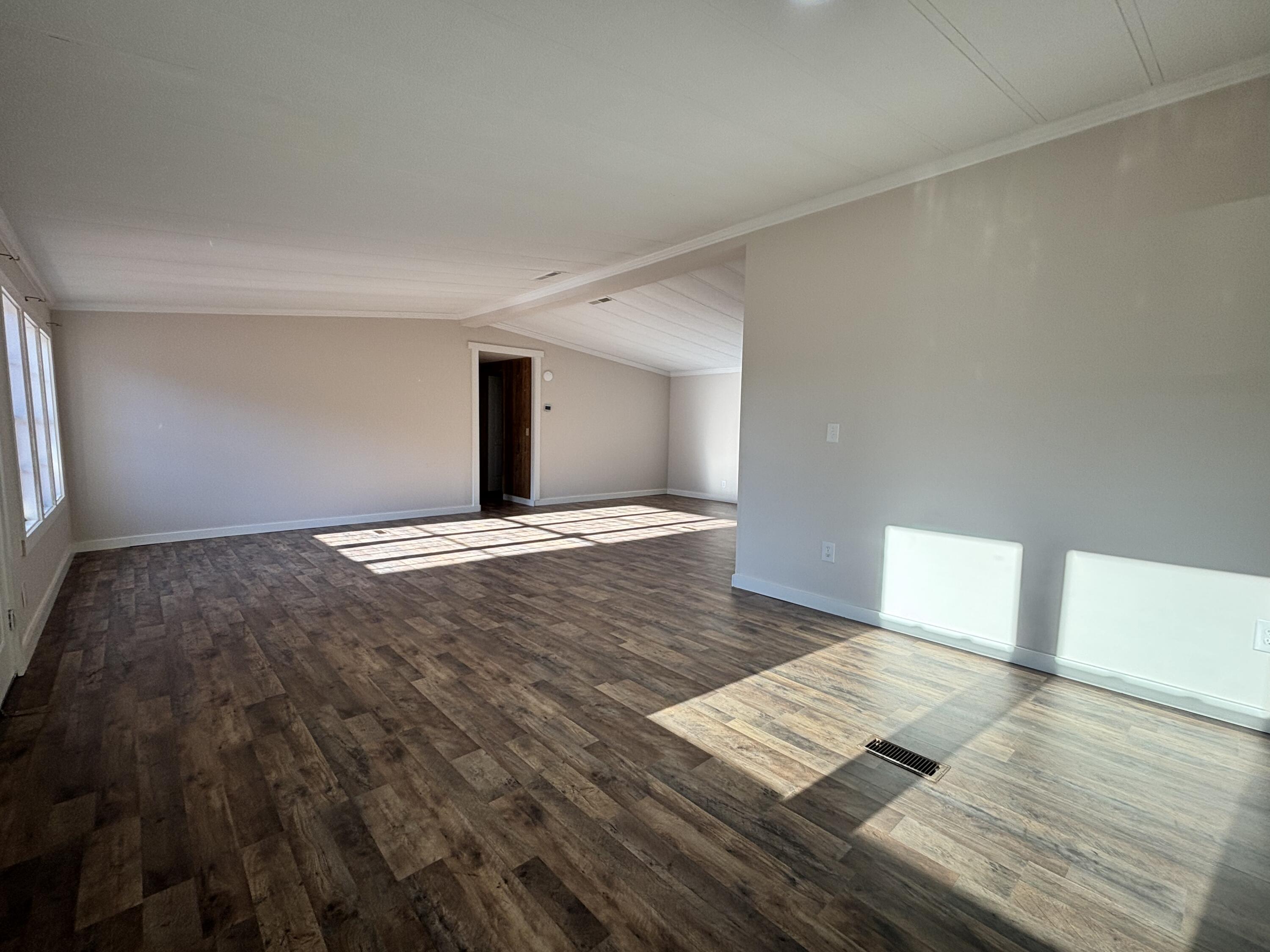 5861 Luckeys Bridge Road