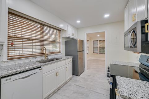 Tiny photo for 2014 Richmond Avenue, Augusta, GA 30904 (MLS # 548675)