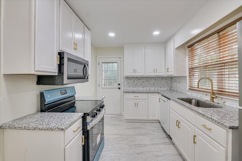 Tiny photo for 2014 Richmond Avenue, Augusta, GA 30904 (MLS # 548675)