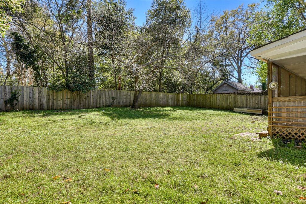 listing image 40