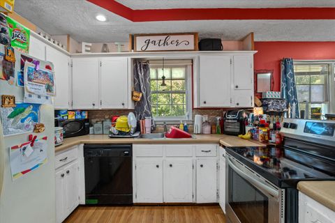 Tiny photo for 325 N N ELIJAH CLARK DR. Drive, Washington, GA 30673 (MLS # 538795)