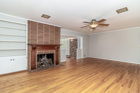 Tiny photo for 3134 Walton Way, Augusta, GA 30909 (MLS # 550775)