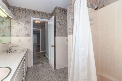 Tiny photo for 3134 Walton Way, Augusta, GA 30909 (MLS # 550775)