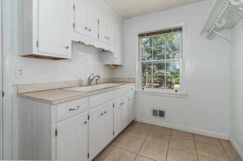 Tiny photo for 3134 Walton Way, Augusta, GA 30909 (MLS # 550775)