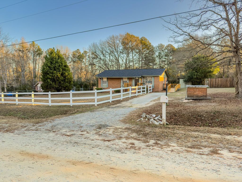 Photo of 144 Pine Ridge Road, Thomson, GA 30824 (MLS # 551314)