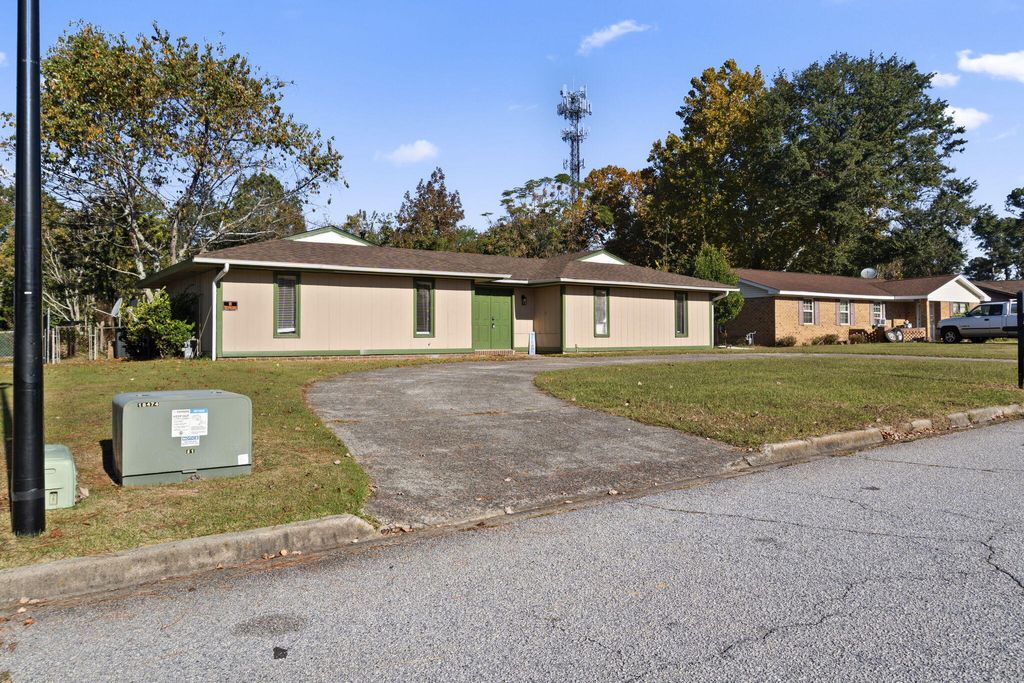 Photo of 133 Highview Drive, Augusta, GA 30907 (MLS # 549109)