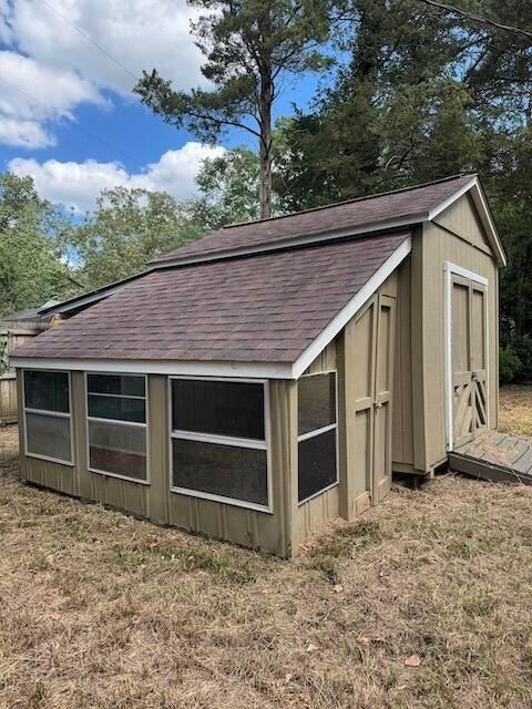 Tiny photo for 329 W Railroad Avenue, Batesburg-Leesville, SC 29006 (MLS # 548733)