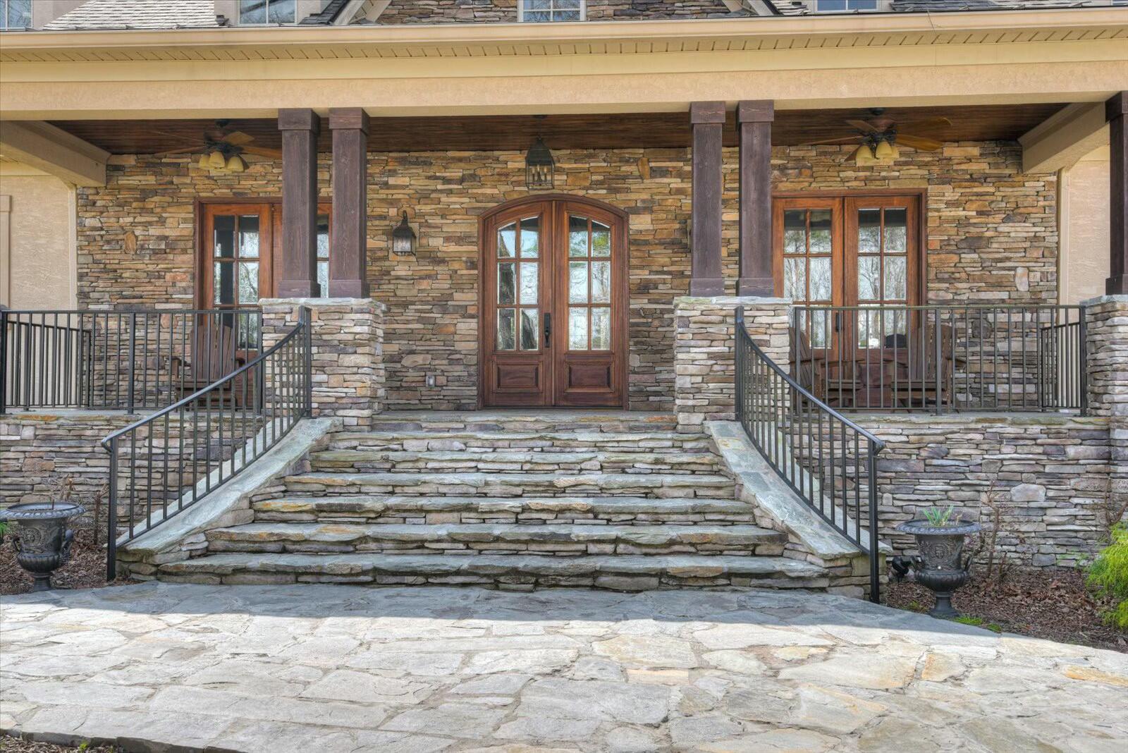 852 Furys Ferry Road