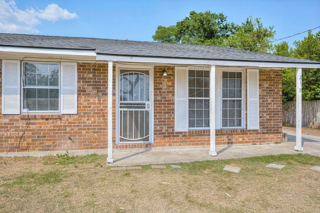 Photo of 2179 Vandivere Road, Augusta, GA 30904 (MLS # 555017)