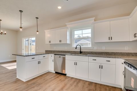 Tiny photo for 856 Sweetgrass Circle, Harlem, GA 30814 (MLS # 552207)