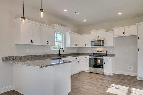 Tiny photo for 856 Sweetgrass Circle, Harlem, GA 30814 (MLS # 552207)