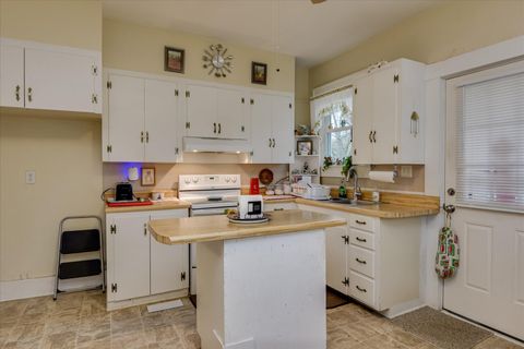 Tiny photo for 211 W Hugh Street, North Augusta, SC 29841 (MLS # 550276)