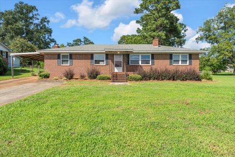 Photo of 815 Hillcrest Drive, Washington, GA 30673 (MLS # 545858)