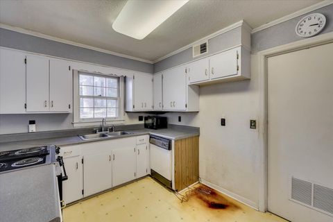 Tiny photo for 225 Chatham Road, Augusta, GA 30907 (MLS # 549534)