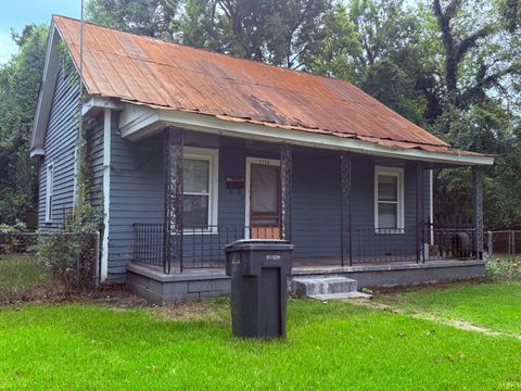 Photo of 1714 Walker Street, Augusta, GA 30904 (MLS # 547201)