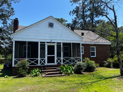 Photo of 225 GORDON Street, Thomson, GA 30824 (MLS # 524915) Photo of 225 GORDON Street, Thomson, GA 30824 (MLS # 524915)