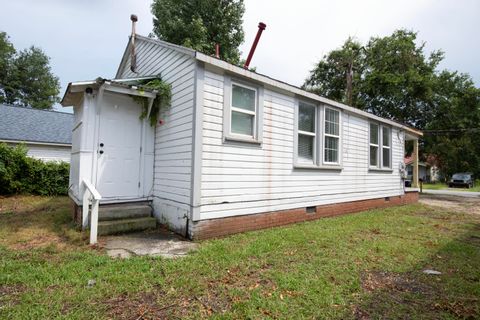 Tiny photo for 1917 Warren Street, Augusta, GA 30904 (MLS # 544554)
