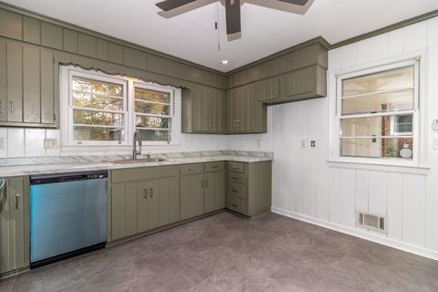 Tiny photo for 2908 Stratford Drive Dr, Augusta, GA 30909 (MLS # 550277)