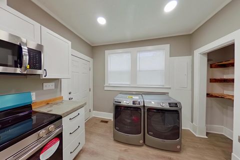 Tiny photo for 2415 Wrightsboro Road, Augusta, GA 30904 (MLS # 552758)