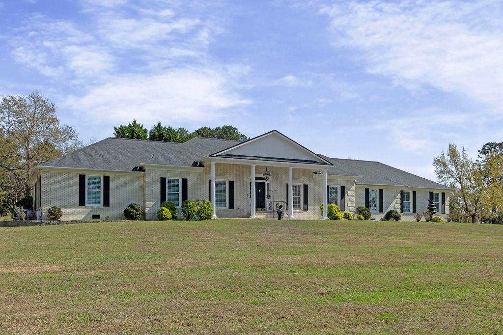 Photo of 358 Canterbury Drive, Evans, GA 30809 (MLS # 553269)