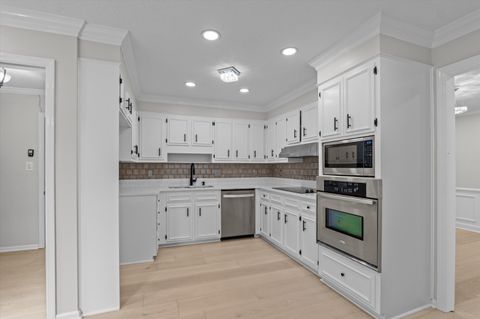 Tiny photo for 2507 Pinebluff Court, Augusta, GA 30909 (MLS # 545052)