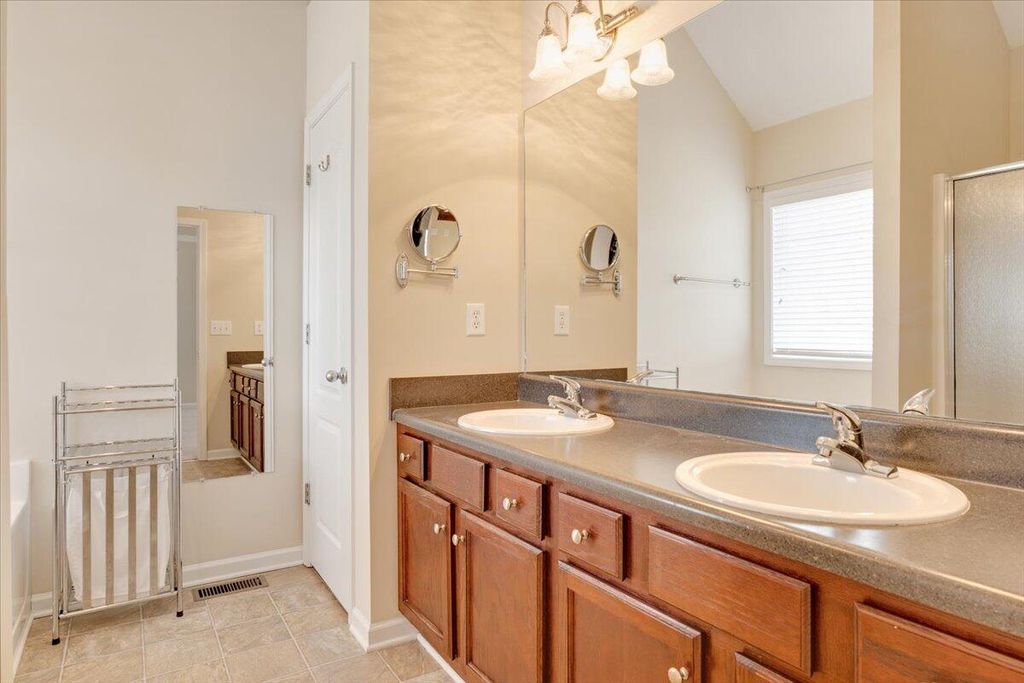 Photo of 250 Carter Creek Drive, Temple, GA 30179 (MLS # 551269)