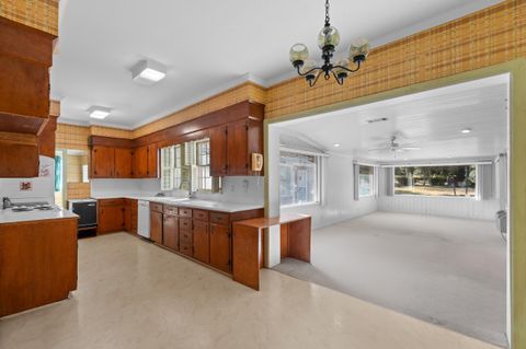 Tiny photo for 501 N Main Street, Sylvania, GA 30467 (MLS # 549049)