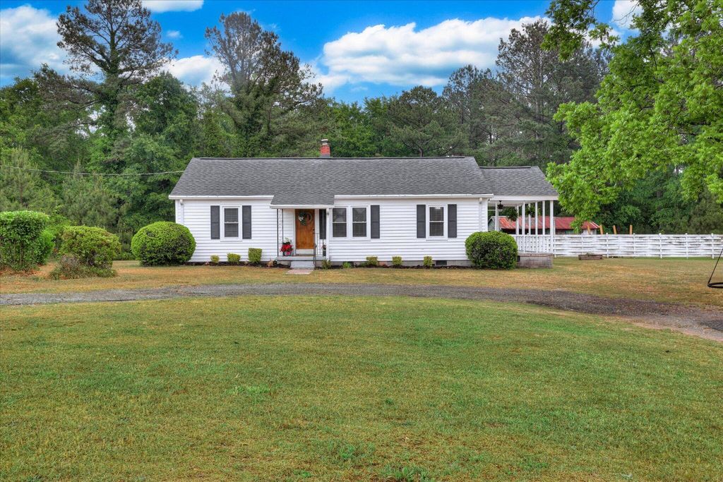 Photo of 1161 Sweetwater Road, Edgefield, SC 29824 (MLS # 555232)
